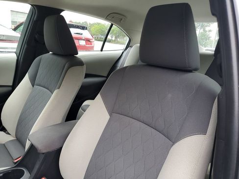 Used 2023 Toyota Corolla LE FWD image 20
