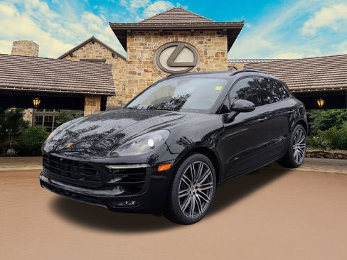 Used 2018 Porsche Macan GTS image 4
