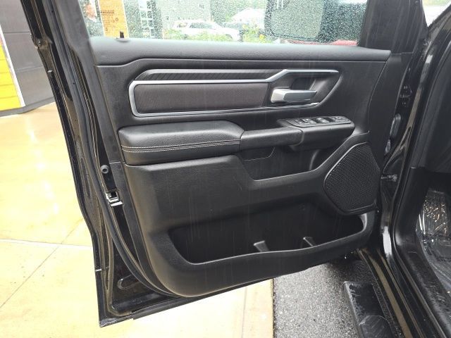 Used 2025 RAM 1500 Big Horn AWD/4WD image 10