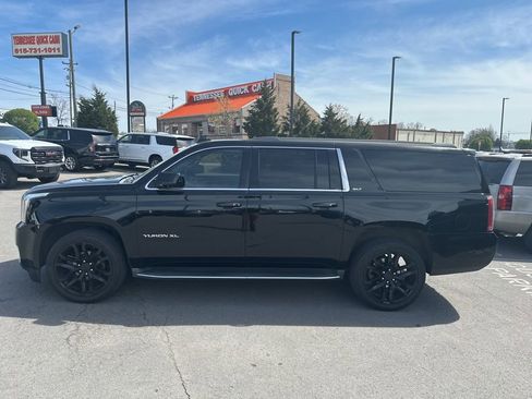 Used 2016 GMC Yukon XL SLT w/ Open Road Package image 5