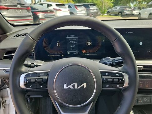 Used 2025 Kia K5 GT-Line w/ GT-Line Premium Package FWD image 19