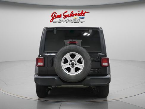 Used 2021 Jeep Wrangler Unlimited Sport AWD/4WD image 5