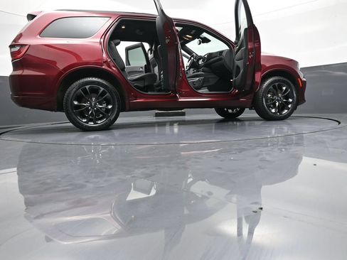 Used 2023 Dodge Durango GT AWD/4WD image 49