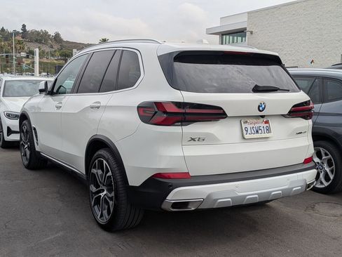 Used 2024 BMW X5 xDrive40i w/ Premium Package image 5