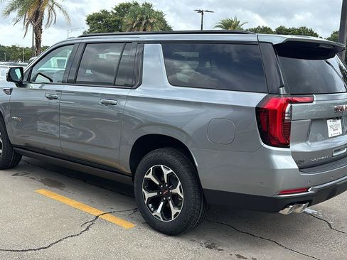 New 2026 GMC Yukon XL AT4 w/ AT4 Premium Package AWD/4WD image 6