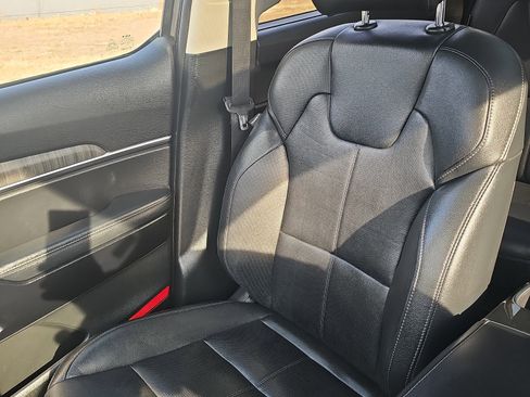 Used 2023 Kia Telluride SX X-Pro image 37