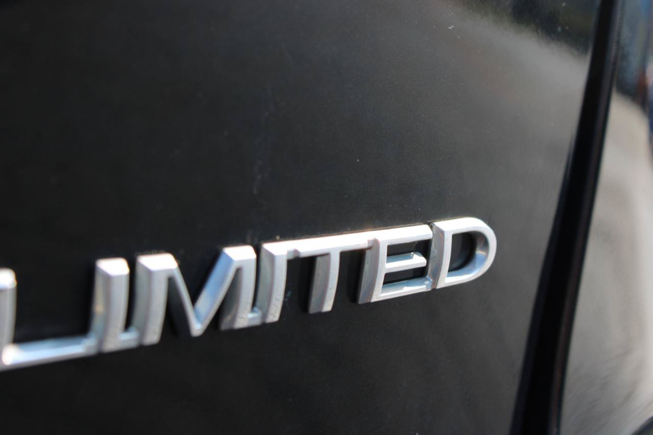 Used 2019 Chrysler Pacifica Limited FWD image 8