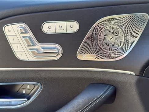 Certified 2025 Mercedes-Benz GLS 450 4MATIC image 17