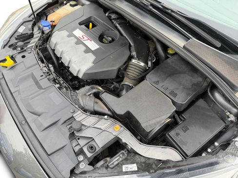 Used 2017 Ford Focus ST FWD image 30