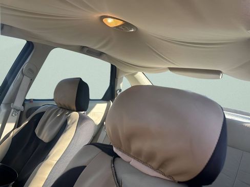 Used 2004 Saturn L-Series L300 image 13