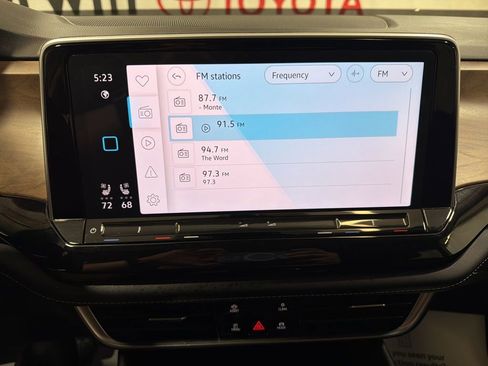 Used 2025 Volkswagen Atlas SE image 29