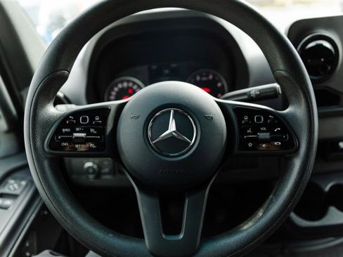 Used 2024 Mercedes-Benz Sprinter 3500 image 16