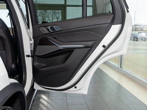 New 2026 BMW X5 xDrive50e w/ Premium Package image 35