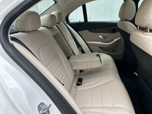 Used 2019 Mercedes-Benz C 300 Sedan image 42