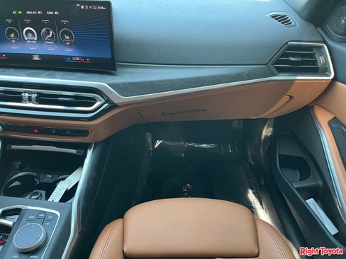 Used 2023 BMW 330i Sedan w/ M Sport Package RWD image 18