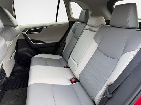Used 2023 Toyota RAV4 Limited image 24
