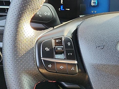 Used 2025 Ford Escape ST-Line w/ Tech Pack #1 image 25