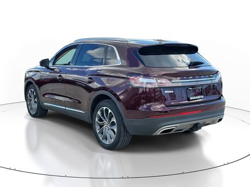 Used 2022 Lincoln Nautilus Reserve w/ Equipment Group 201A image 4