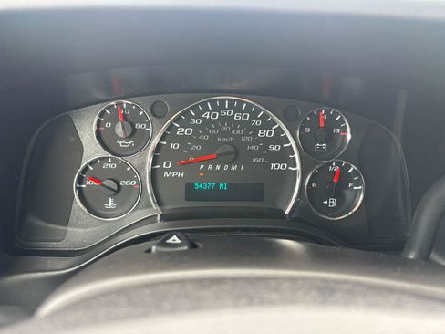 Used 2020 GMC Savana 2500 w/ Driver Convenience Package RWD image 18