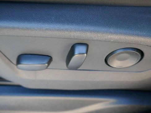 New 2026 Chevrolet Suburban Premier image 16