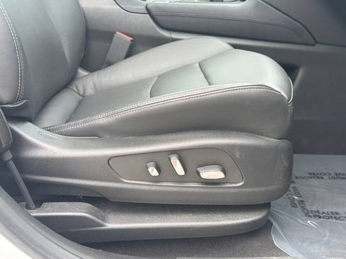 Used 2024 Cadillac XT6 Premium Luxury AWD/4WD image 50