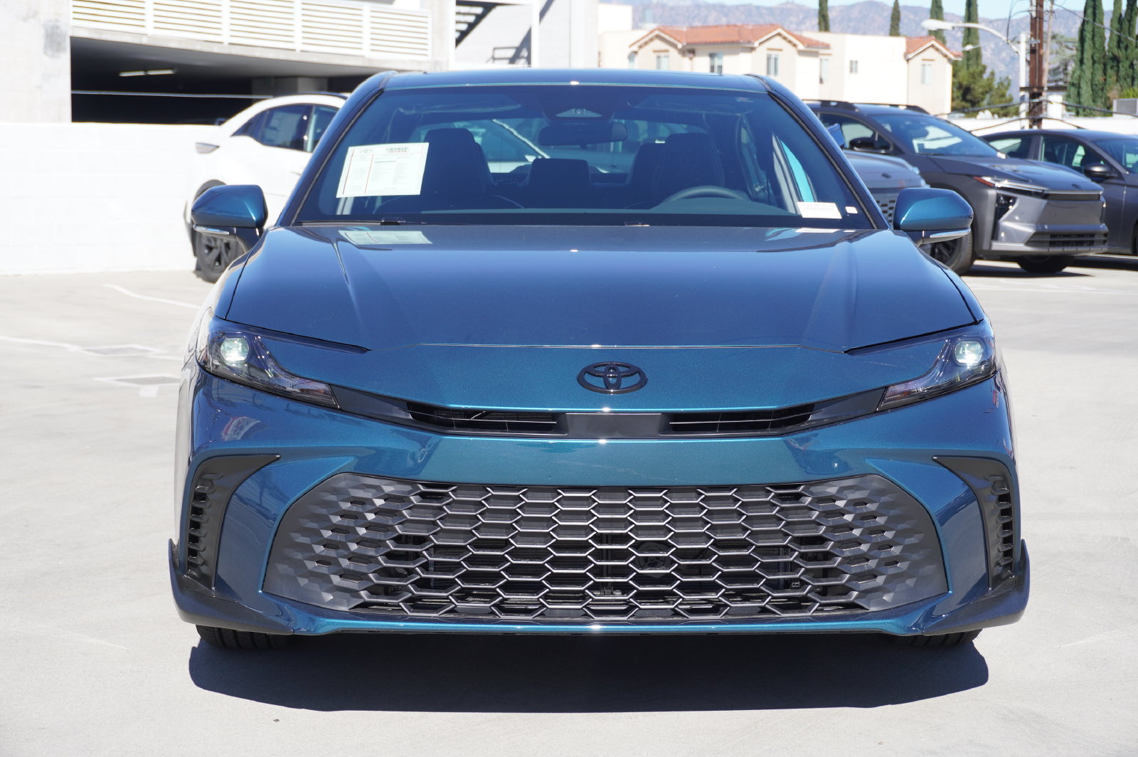 Used 2026 Toyota Camry SE FWD image 3