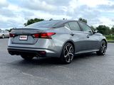 Used 2023 Nissan Altima 2.5 SR image 3