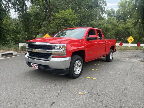 Used 2018 Chevrolet Silverado 1500 LT RWD image 1