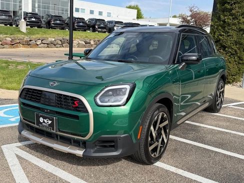 Used 2025 MINI Cooper Countryman S w/ Comfort Package Max AWD/4WD image 8
