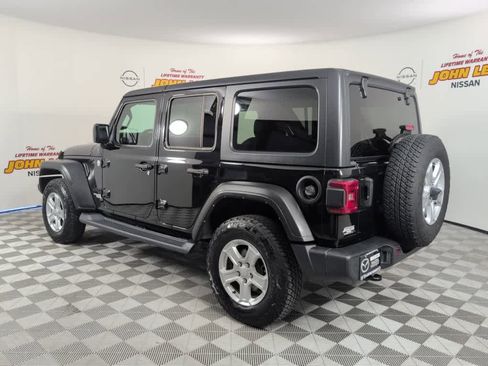 Used 2021 Jeep Wrangler Unlimited Sport S image 3