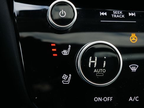 Certified 2025 INFINITI QX60 Luxe w/ Cargo Package image 28