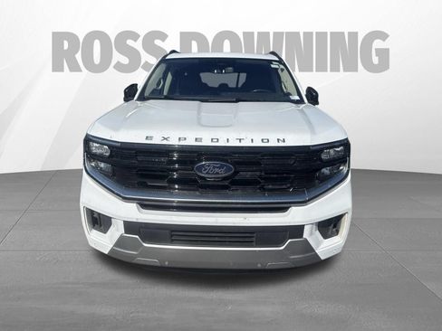 Used 2025 Ford Expedition Max Platinum AWD/4WD image 2
