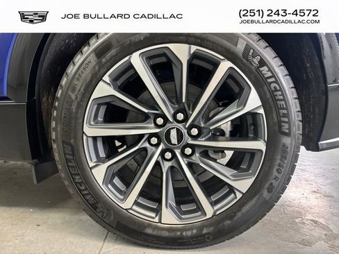 New 2025 Cadillac Lyriq Sport w/ LPO, Floor Liner Package image 30