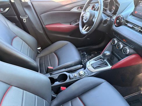 Used 2018 MAZDA CX-3 Touring w/ Preferred Equipment Package AWD/4WD image 12