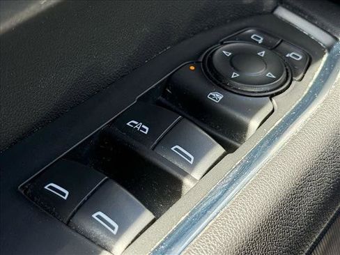 Used 2025 Chevrolet Silverado 2500 LT w/ Convenience Package AWD/4WD image 16