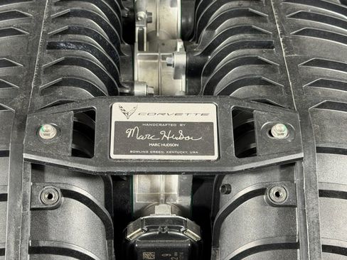 Used 2025 Chevrolet Corvette Z06 RWD image 29