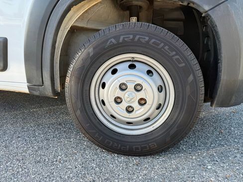 Used 2023 RAM ProMaster 2500 image 7