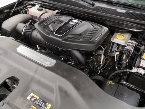 Certified 2024 Jeep Grand Wagoneer Series III w/ Rear Seat Video Group 1 image 59