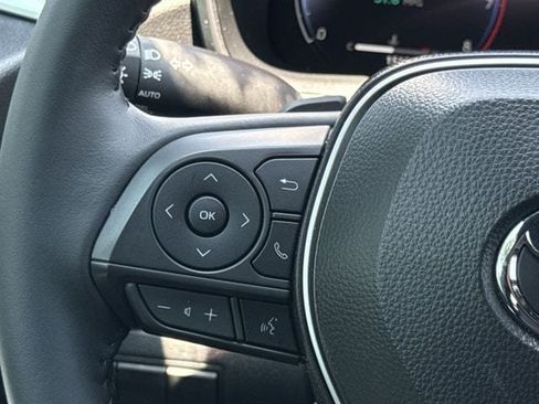 Used 2026 Toyota Corolla XSE FWD image 12