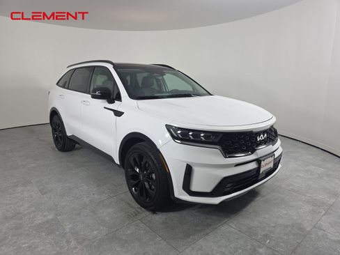 Used 2022 Kia Sorento SX image 3