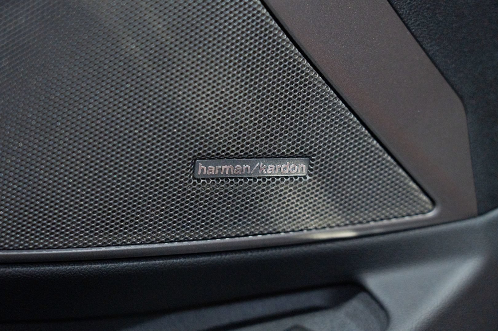 Used 2023 BMW M3 Competition w/ M Carbon Exterior Package RWD image 28