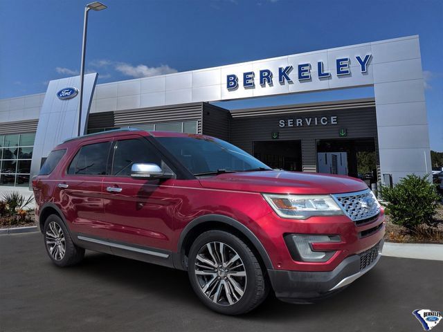 Used 2017 Ford Explorer Platinum AWD/4WD image 1