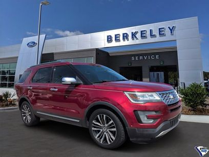 Used 2017 Ford Explorer Platinum
