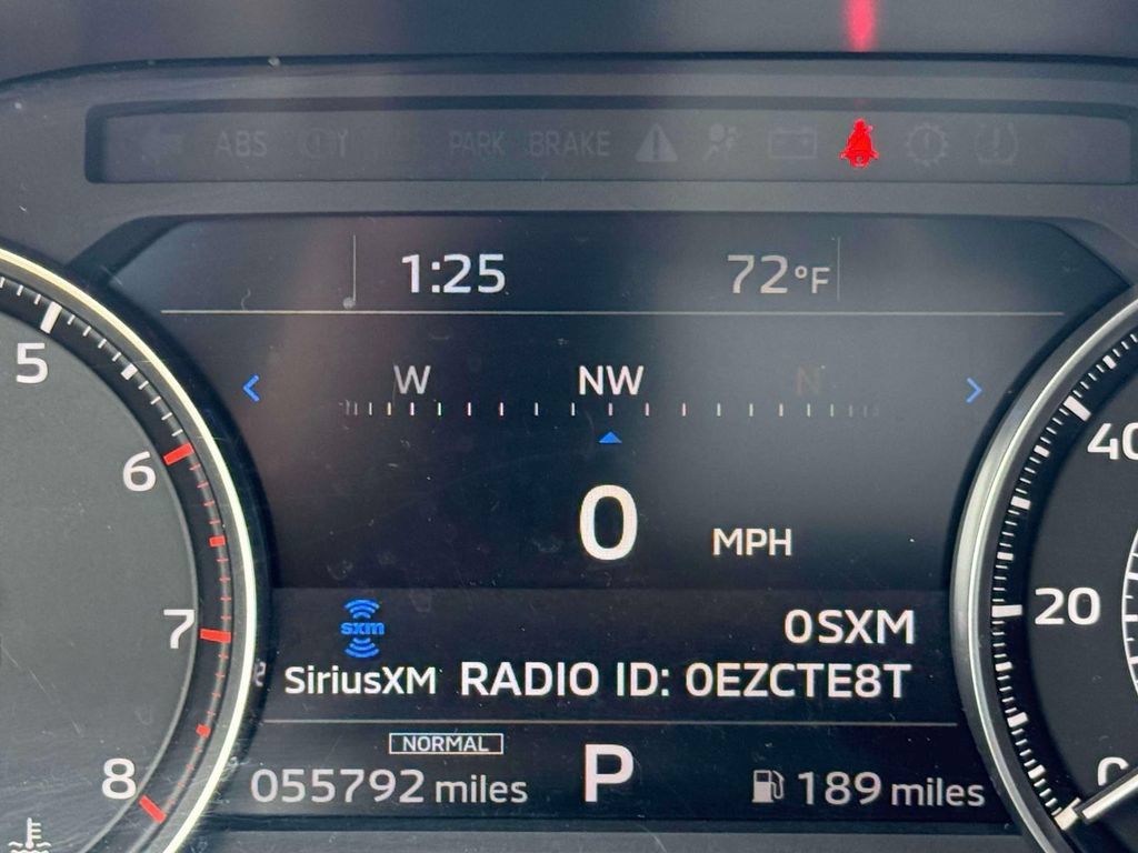 Used 2024 Mitsubishi Outlander SE Black Edition FWD image 22