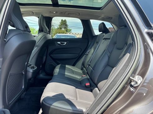 Used 2022 Volvo XC60 B6 Inscription w/ Advanced Package AWD/4WD image 20