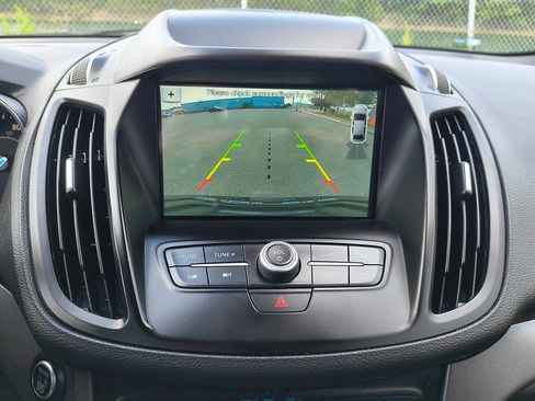 Used 2019 Ford Escape SEL AWD/4WD image 14