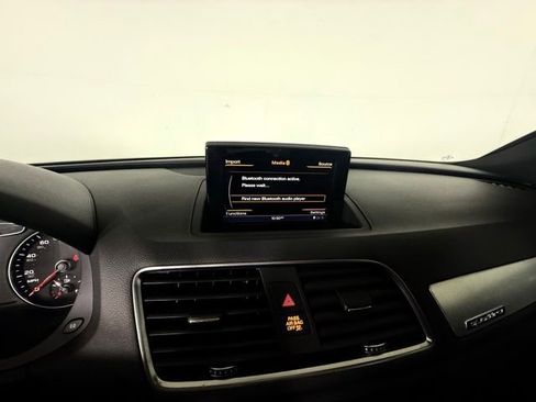 Used 2018 Audi Q3 2.0T Premium image 16