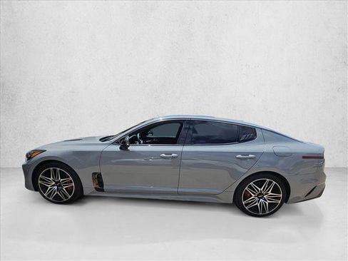 Used 2023 Kia Stinger GT2 image 7