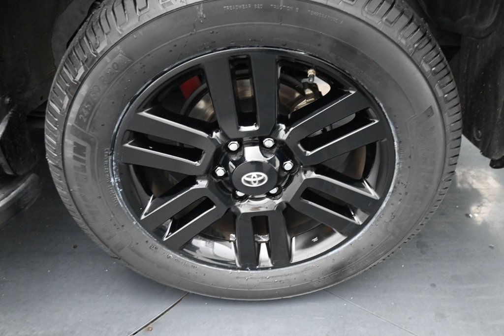 Used 2021 Toyota 4Runner Nightshade AWD/4WD image 17