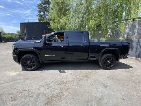 Used 2024 GMC Sierra 2500 AT4 w/ AT4 Premium Plus Package AWD/4WD image 3